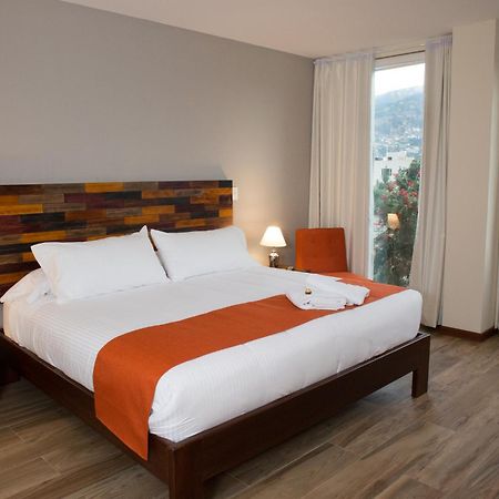 Ilalo Garden Hotel & Restaurant Quito Eksteriør bilde